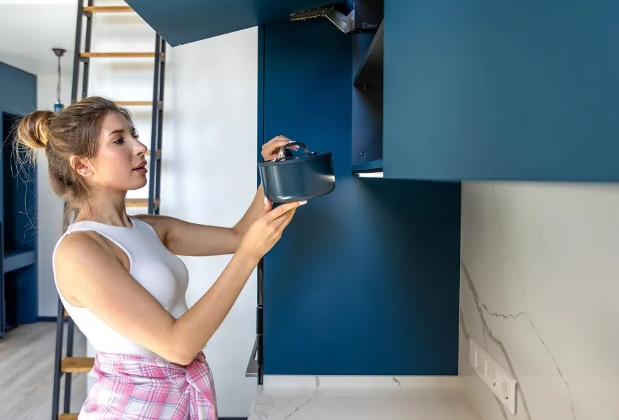 Czy modułowe meble kuchenne mogą być alternatywą dla wymagających projektów wnętrzarskich?