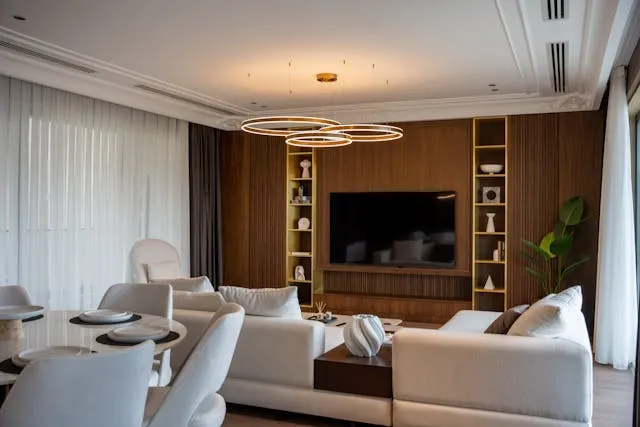 Jakie meblościanki najlepiej sprawdzają się w małych mieszkaniach?